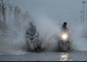 சிலு சிலு காத்து… ஜில்லுன்னு மழை… குளுகுளு தமிழகம்!