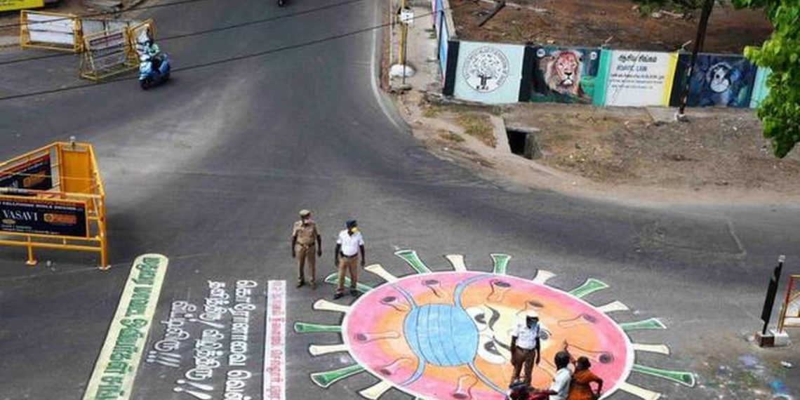 தமிழகம்: கட்டுப்பாடுகளுடன் கூடிய ஊரடங்கு மறு அறிவிப்பு வரும் வரை நீட்டிப்பு