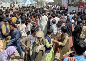 காபூல் விமான நிலையத்தில் 150 இந்தியர்களைச் சிறைப்பிடித்த தலிபான்கள்!