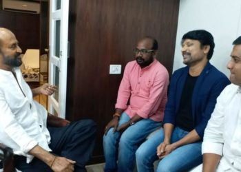 மாநாடு படக்குழுவை வாழ்த்திய நடிகர் ரஜினிகாந்த்!