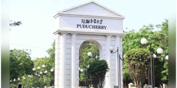 புதுவைக்குப் படையெடுக்கும் மக்கள்… எதுக்குத் தெரியுமா?