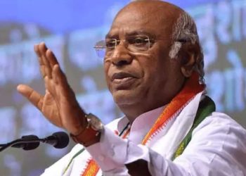 காங்கிரஸ் கட்சித் தலைவராக மல்லிகார்ஜுன கார்கே அபார வெற்றி!
