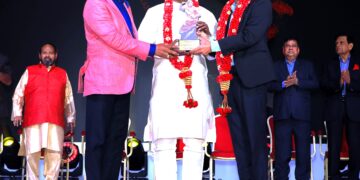 கவிஞர் வைரமுத்துவின் ‘மகாகவிதை’க்கு ரூ 18 லட்சம் விருது