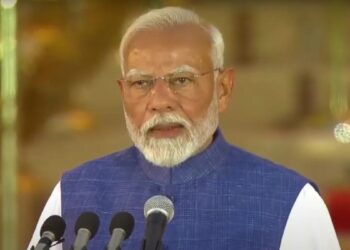 3வது முறையாக பிரதமர் பதவி ஏற்றார் நரேந்திர மோடி